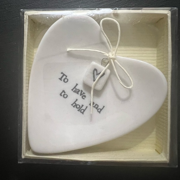 WEDDING Heart shaped jewelry dish - wedding theme - Picture 1 of 1